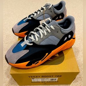DS 100% Authentic Adidas Yeezy YZY 700 Wash Orange size 9.5US Mens